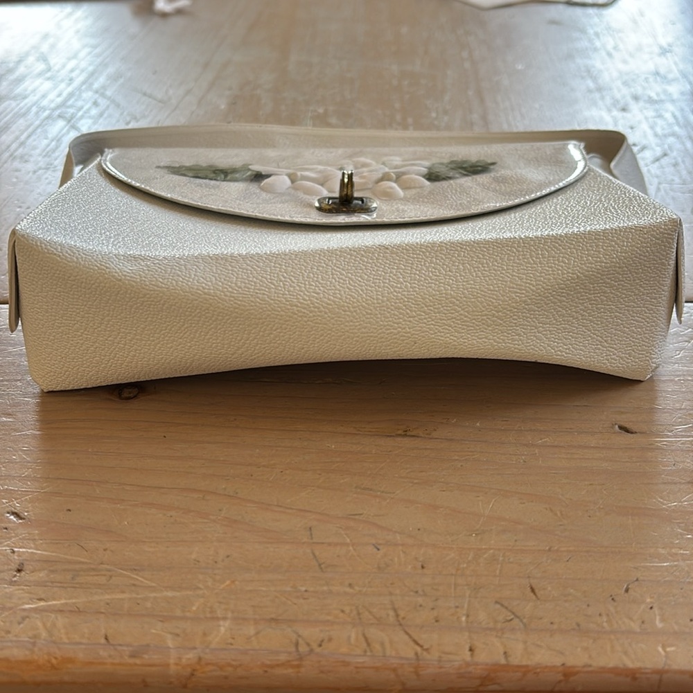 First Holy Communion Pocketbook - Picture 9 of 16